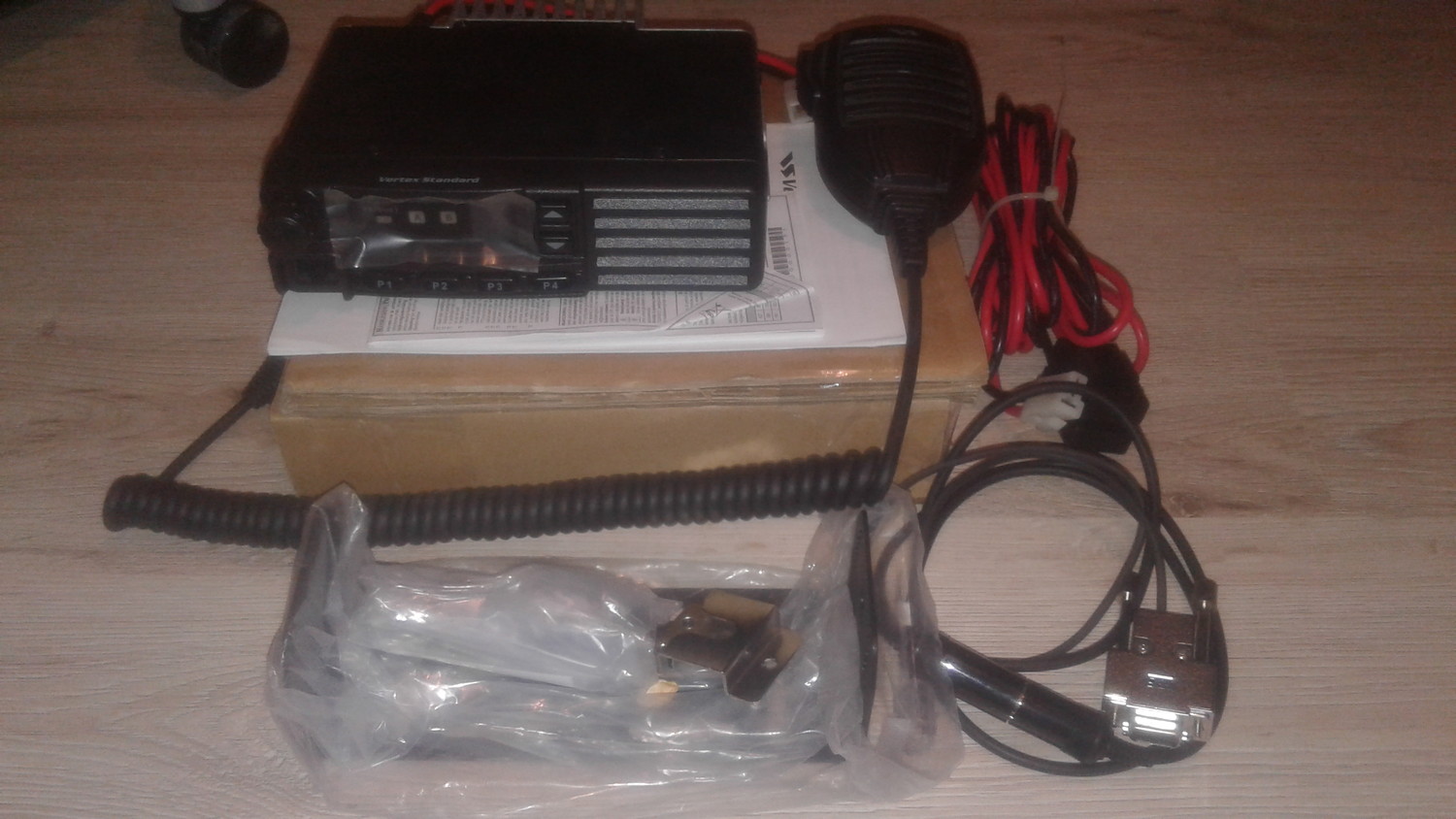 Рация Vertex VX 2100 UHF